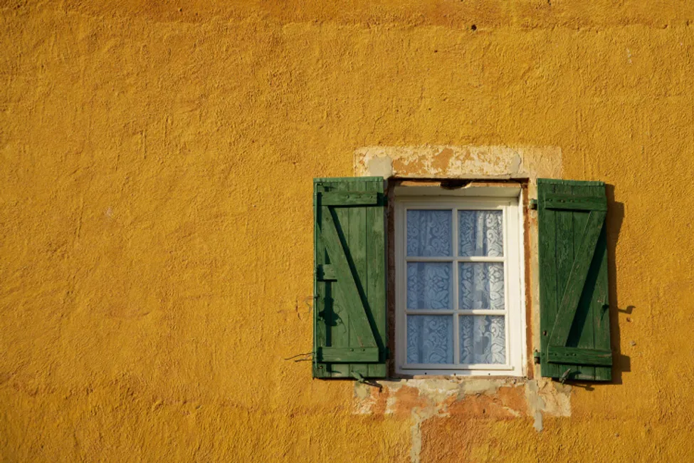 Window in Roussilon, France
